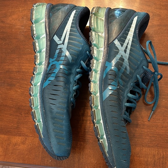 Aqua ASICS Tennis Shoes Gel Quantum - Picture 7 of 9